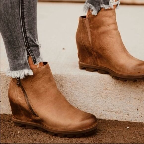 Sorel Women's Joan Of Arctic Wedge II Velvet Tan Leather Zip Bootie Size 8.5 - Picture 3 of 16